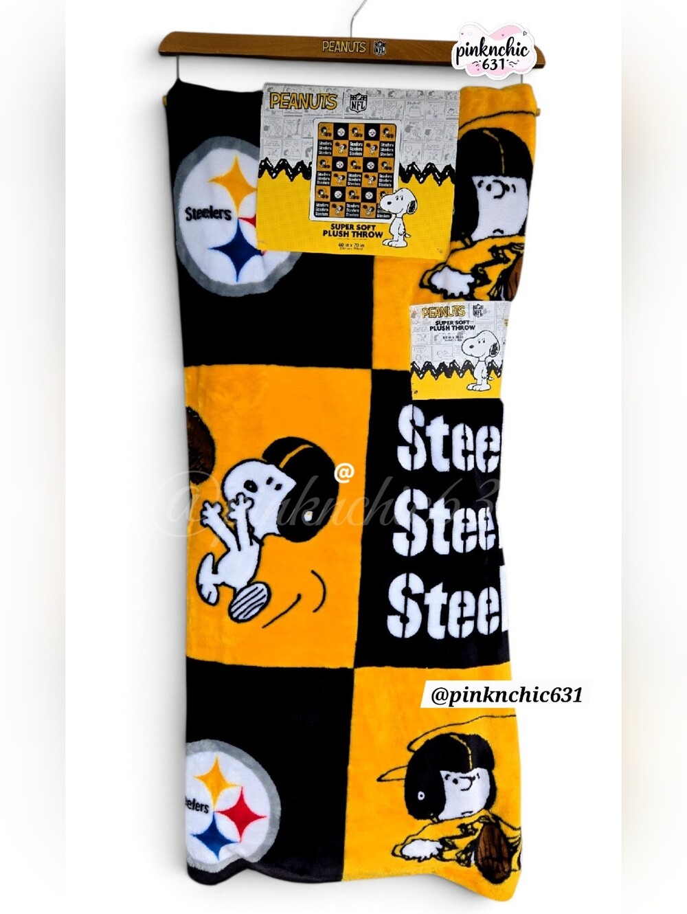 Peanuts Pittsburgh Steelers Snoopy Plush Throw Blanket 60 x 70 NFL